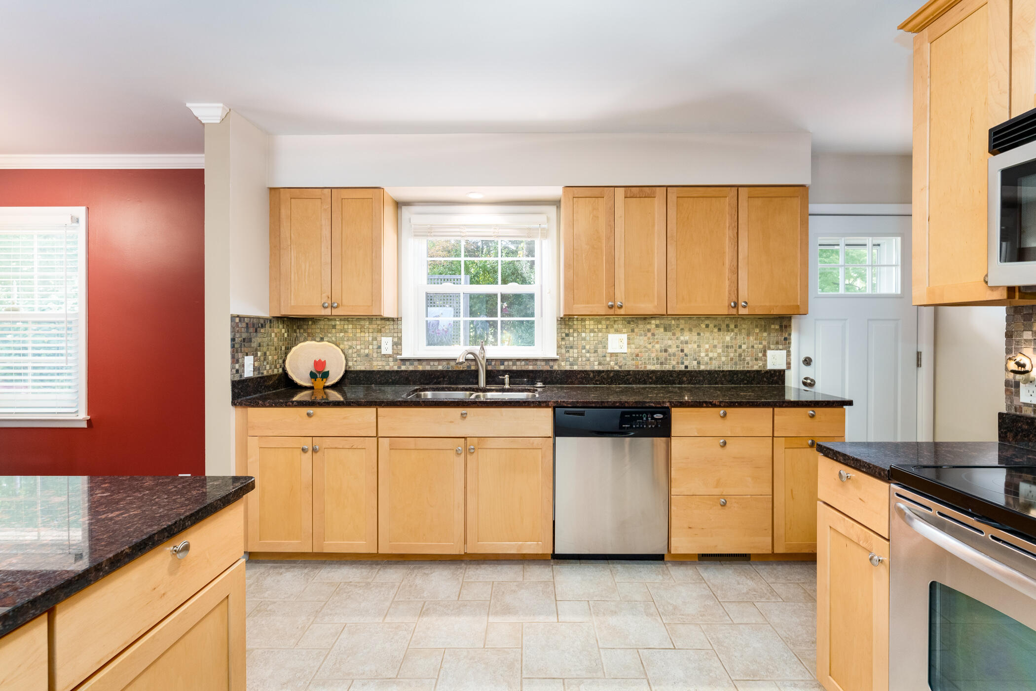 2232 Rambling Road Kalamazoo, MI 49008 - Photo 5 of 39 Rambling_Rd_2232_Kalamazoo_49008-7