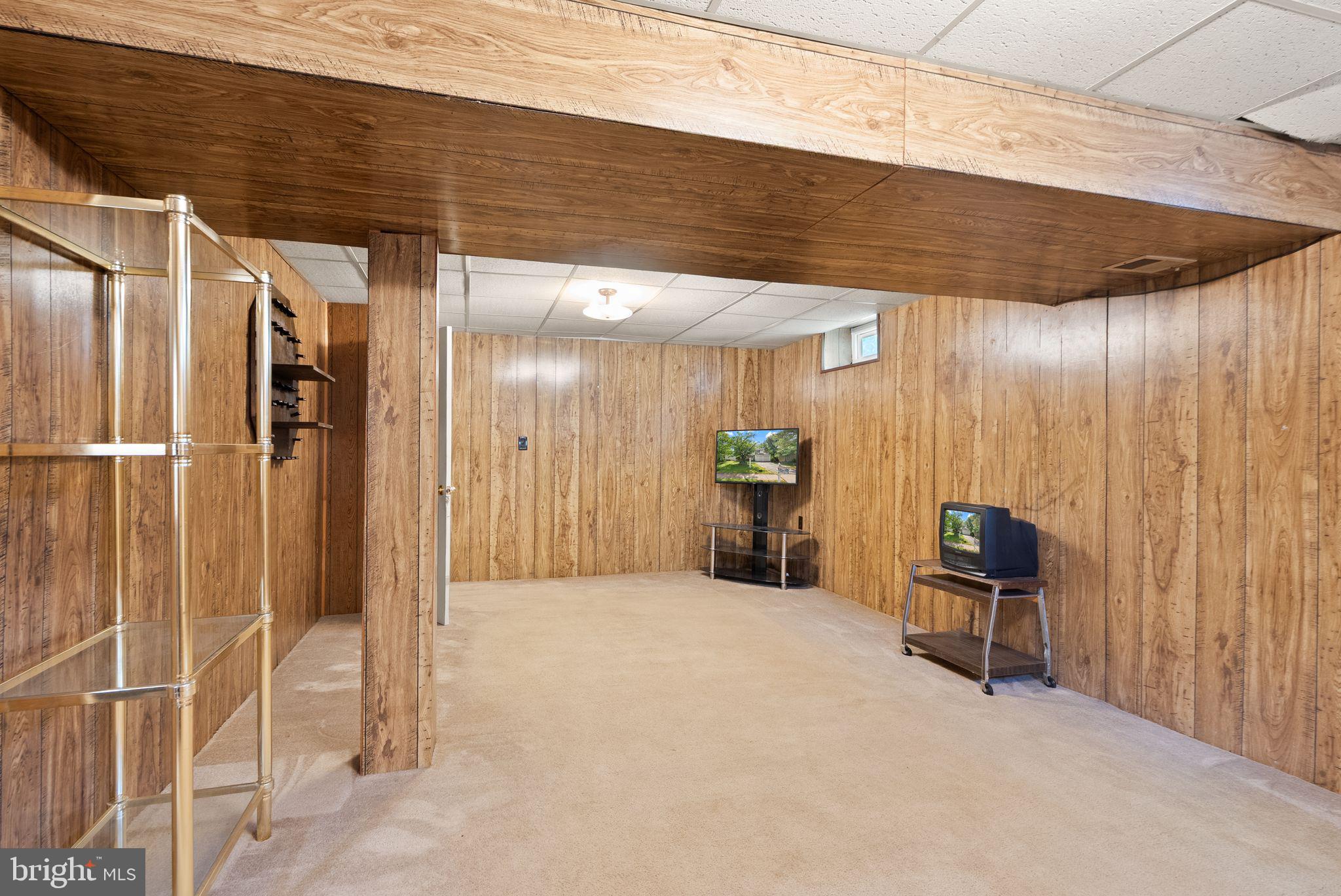 8196 Oakglen Road Manassas, VA 20110 - Photo 35 of 53 Basement