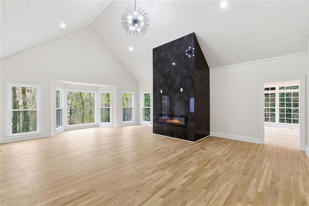 7170 Riverside Drive Atlanta, GA 30328 - Photo 14 of 63 Gallery Image 14