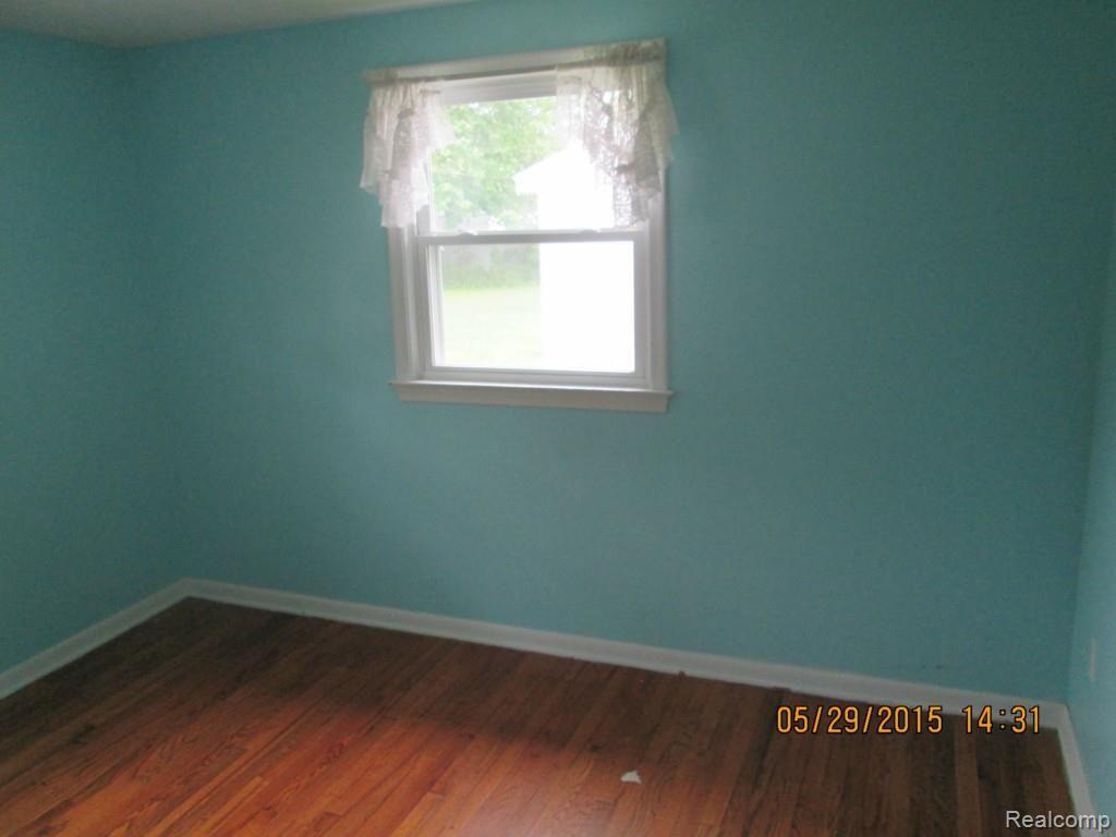6840 Imlay City Road North Street, MI 48049 - Photo 20 of 23 IMG_1397.jpg