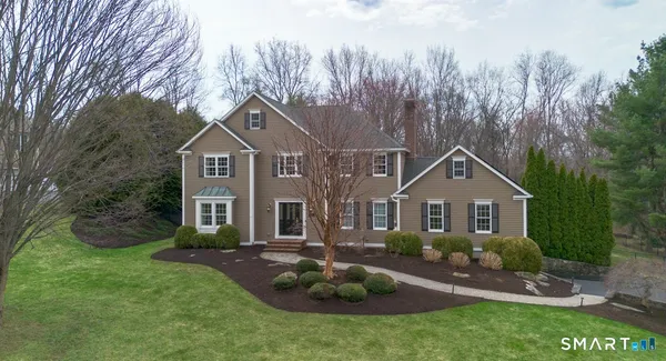 $1,099,900 | 16 Shadowood Lane, Trumbull, CT 06611