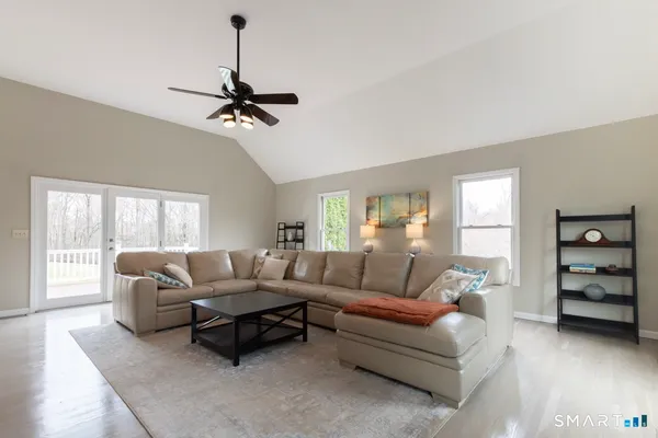 $1,099,900 | 16 Shadowood Lane, Trumbull, CT 06611