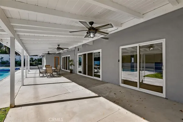 $7,200 | 24216 Calvert Street, Woodland Hills, CA 91367