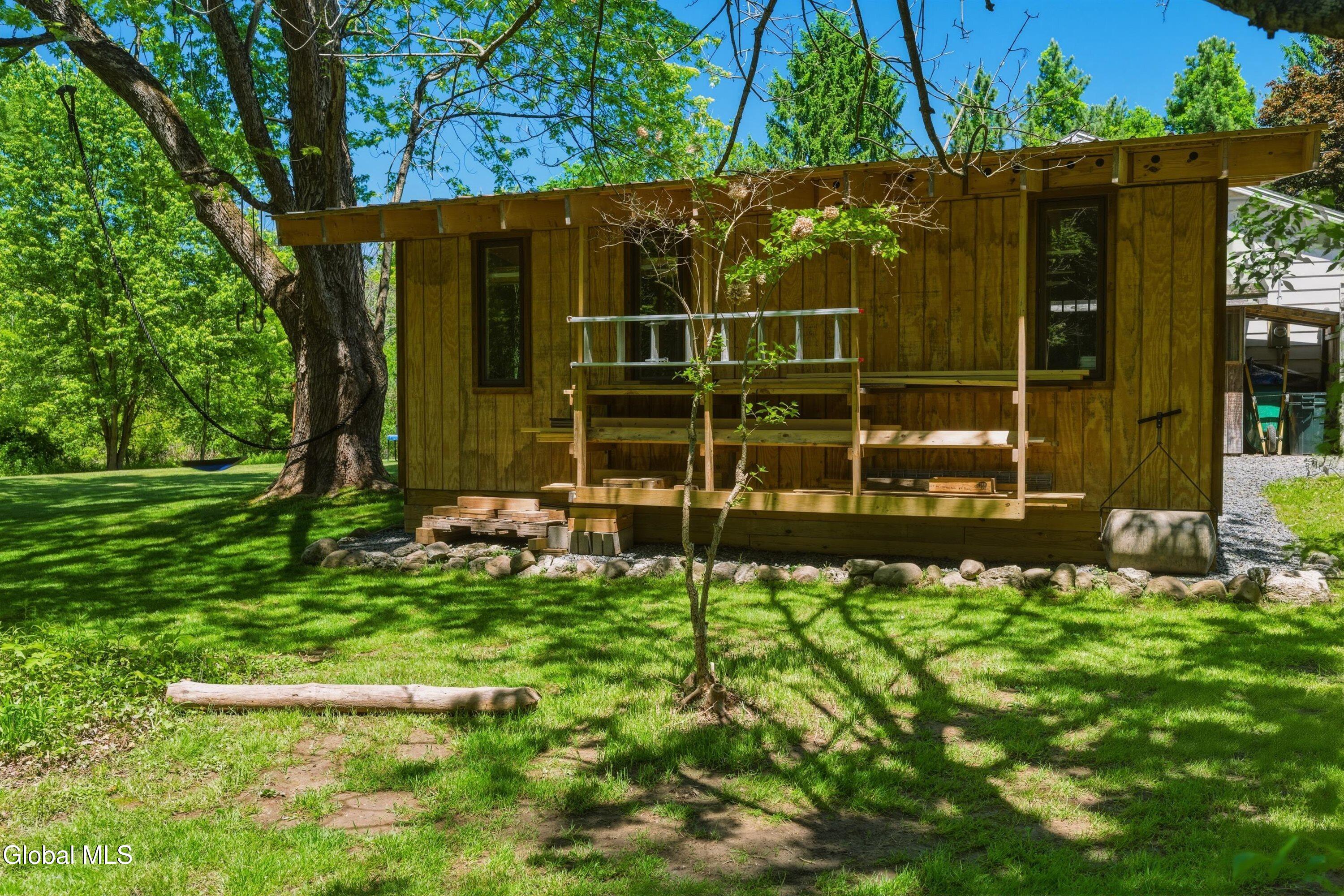 704 Tanner Road Clifton Park, NY 12065 - Photo 35 of 40 32