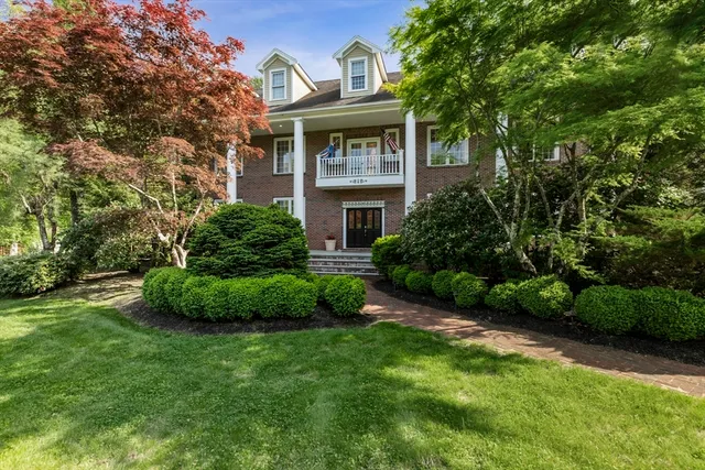 $2,299,999 | 25 Ashkins Drive, Mendon, MA 01756