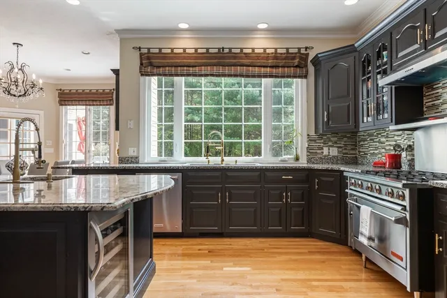 $2,299,999 | 25 Ashkins Drive, Mendon, MA 01756