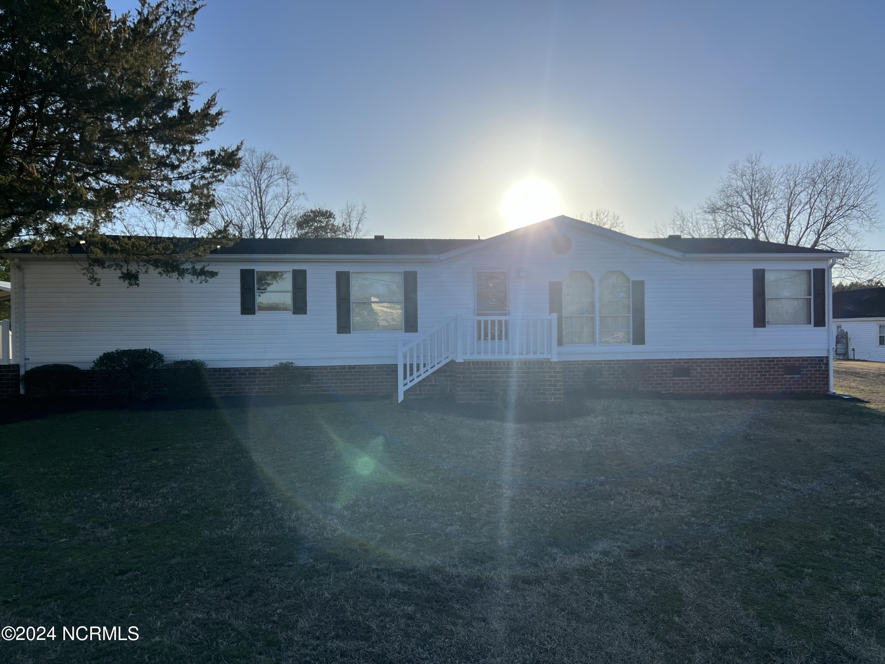 1841 Virginia Road Edenton, NC 27932 - Photo 1 of 28 IMG_2377