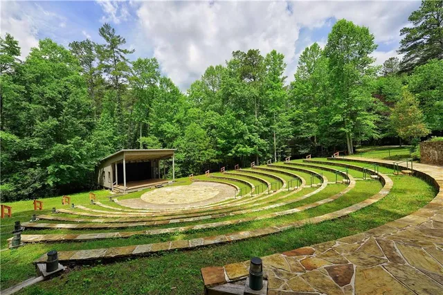 $329,900 | 20 Sconti Ridge, Unit 402, Jasper, GA 30143