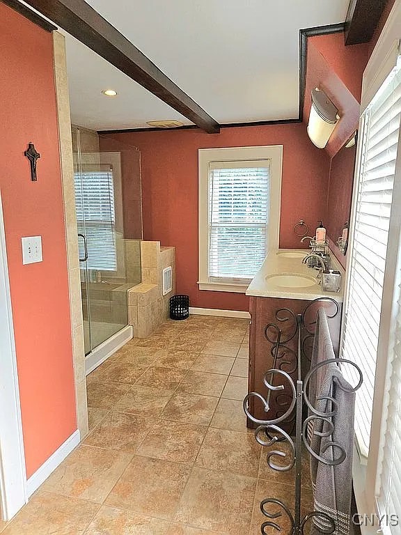 106 Hilltop Road Syracuse, NY 13215 - Photo 15 of 44