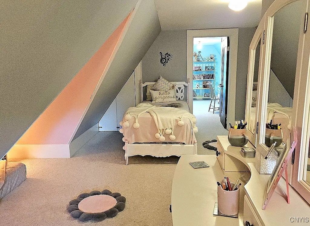 106 Hilltop Road Syracuse, NY 13215 - Photo 21 of 44