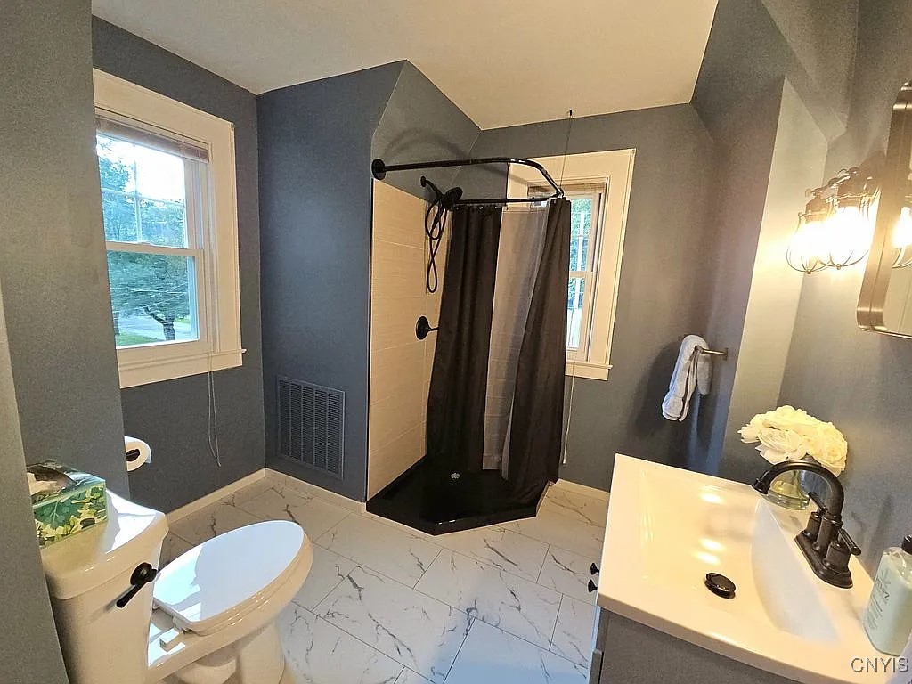 106 Hilltop Road Syracuse, NY 13215 - Photo 26 of 44