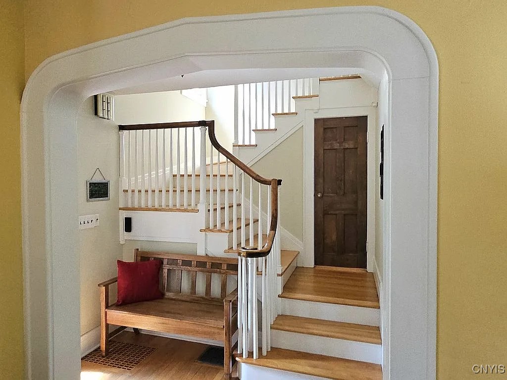 106 Hilltop Road Syracuse, NY 13215 - Photo 31 of 44