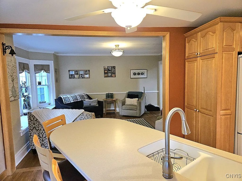 106 Hilltop Road Syracuse, NY 13215 - Photo 34 of 44