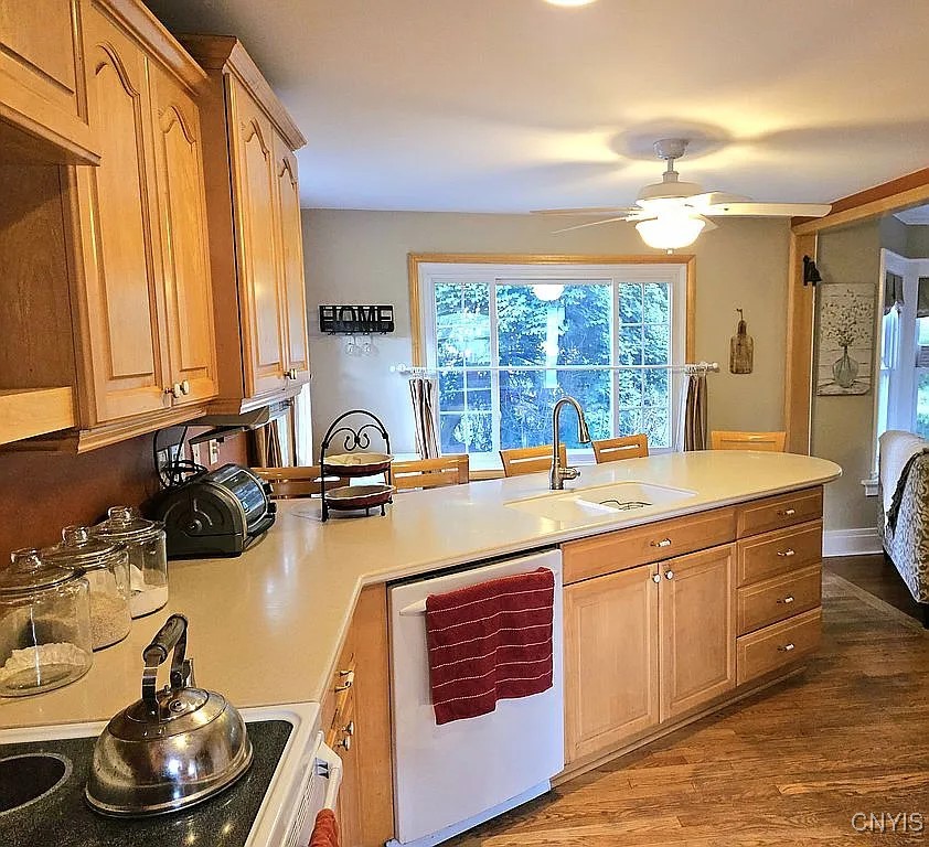 106 Hilltop Road Syracuse, NY 13215 - Photo 35 of 44