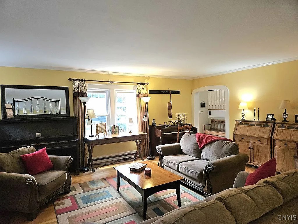 106 Hilltop Road Syracuse, NY 13215 - Photo 37 of 44