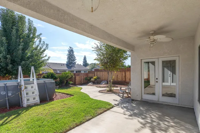 $524,900 | 586 West Lindquist Street, Kingsburg, CA 93631