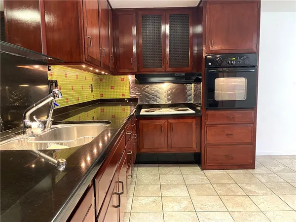 $269,000 | 1361 Wee Burn Road, Seal Beach, CA 90740