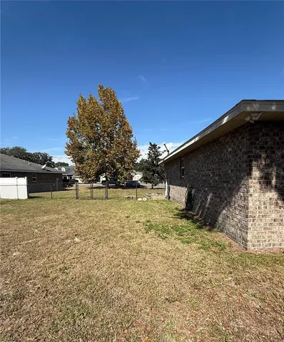 $315,000 | 25139 Southwest 20 Avenue, Newberry, FL 32669