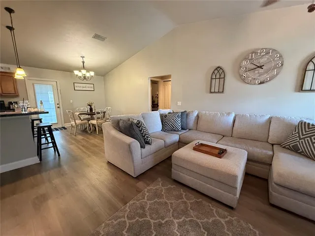 $315,000 | 25139 Southwest 20 Avenue, Newberry, FL 32669