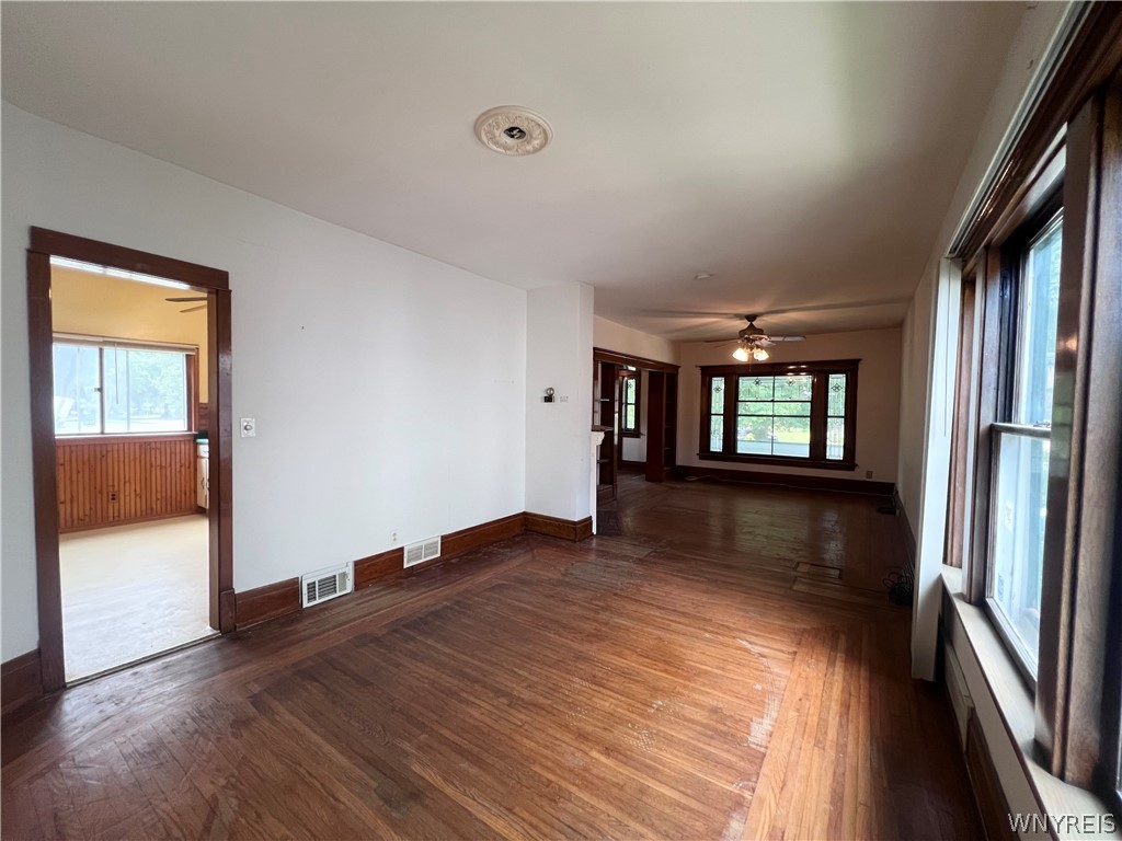 199 Potters Road Buffalo, NY 14220 - Photo 6 of 31 Dining room