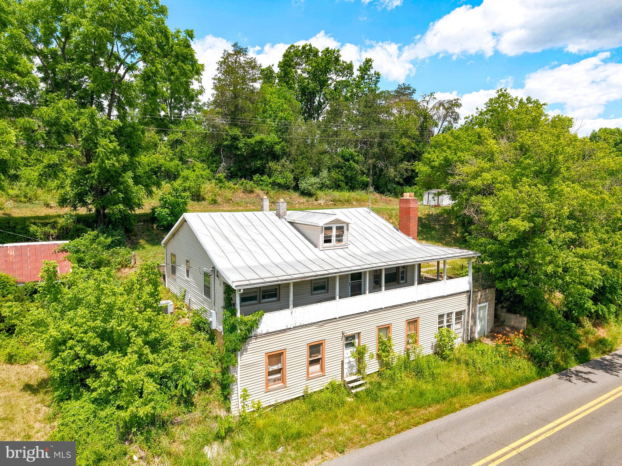7211 Fort Valley Road Fort Valley, VA 22652 - Photo 2 of 49