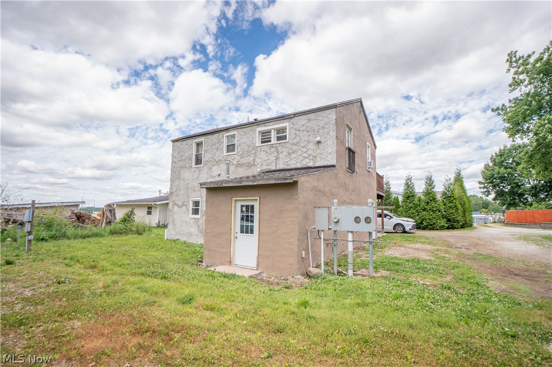 8242-8244 Navarre Road Southwest Massillon, OH 44646 - Photo 21 of 23