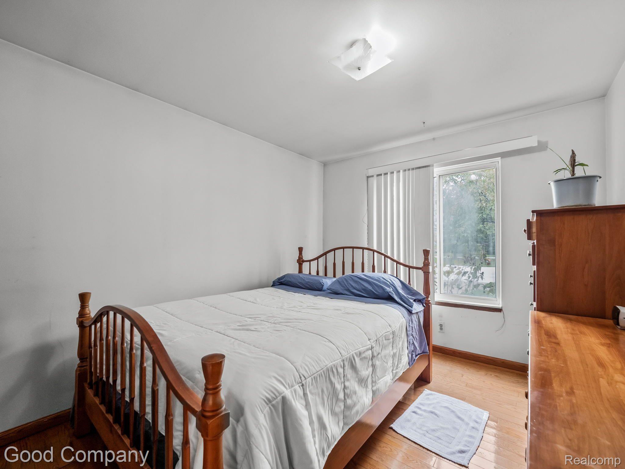 1041 Milverton Road Troy, MI 48083 - Photo 19 of 24 Gallery Image 19