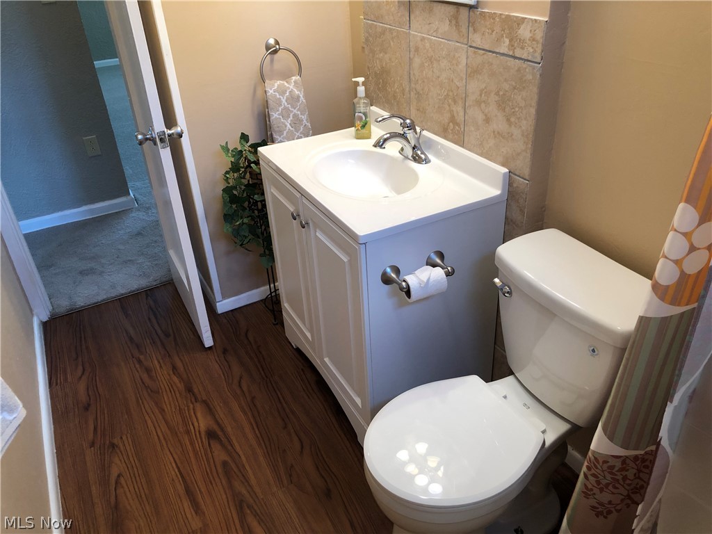 688 Weller Road Elyria, OH 44035 - Photo 14 of 20 Gallery Image 14