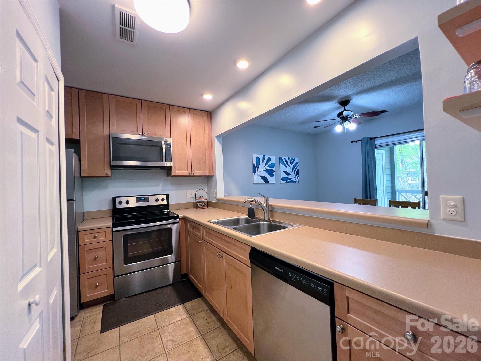 19905 Henderson Road, Unit C Cornelius, NC 28031 - Photo 8 of 30