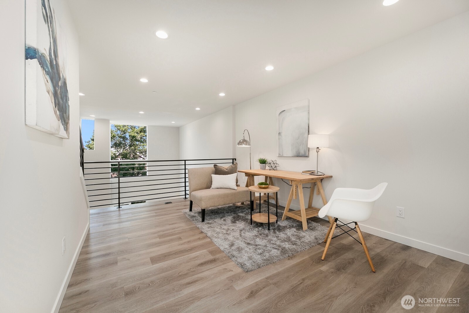 2017 West Bertona Street Seattle, WA 98199 - Photo 5 of 16