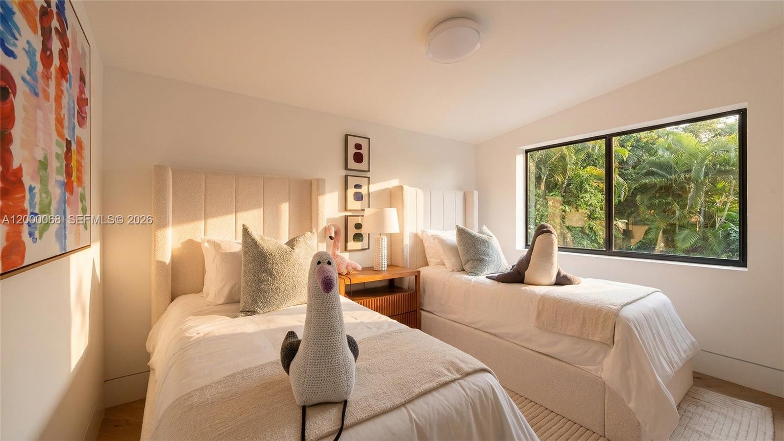 12600 Ixora Road North Miami, FL 33181 - Photo 11 of 21