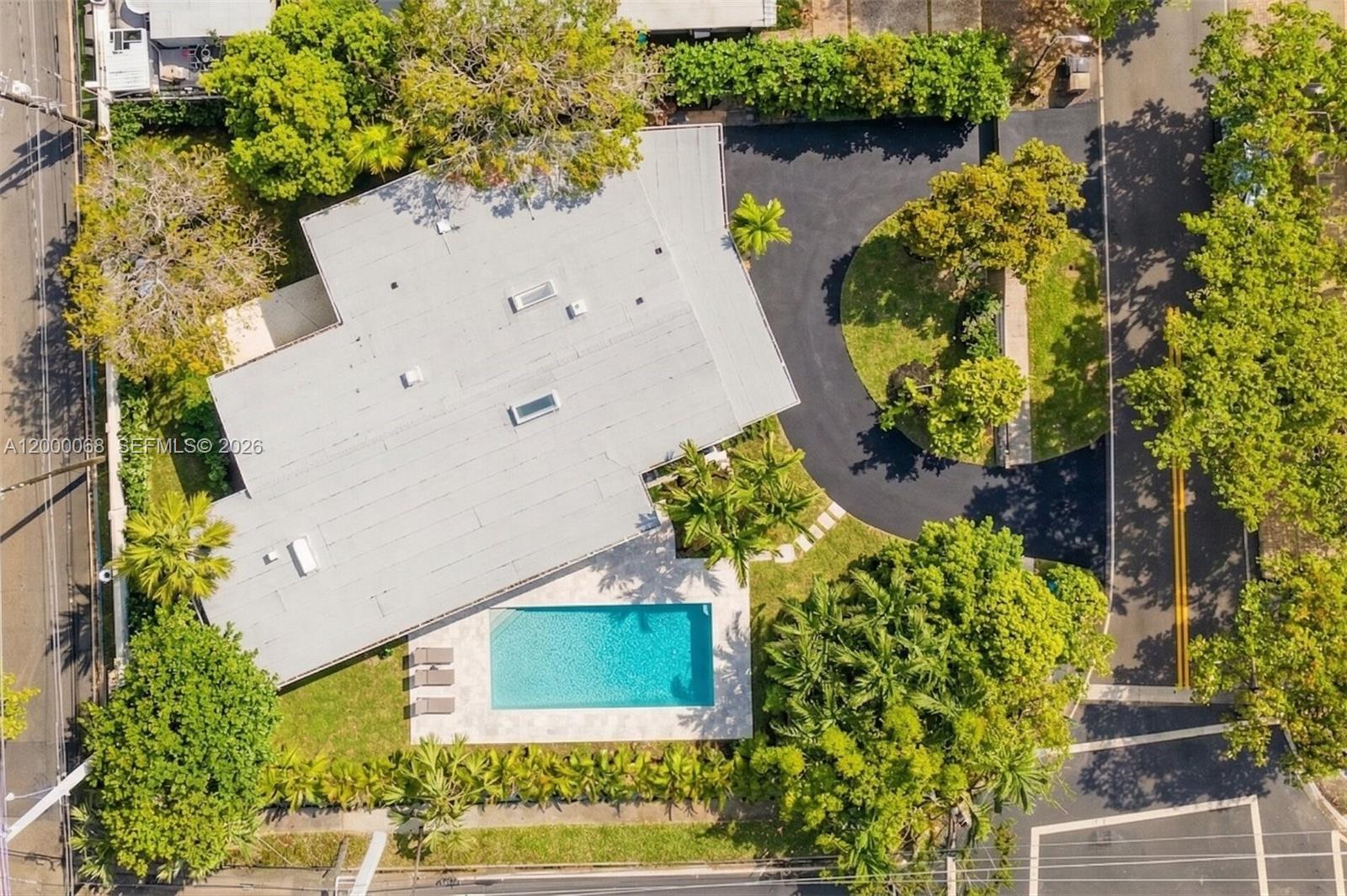 12600 Ixora Road North Miami, FL 33181 - Photo 19 of 21