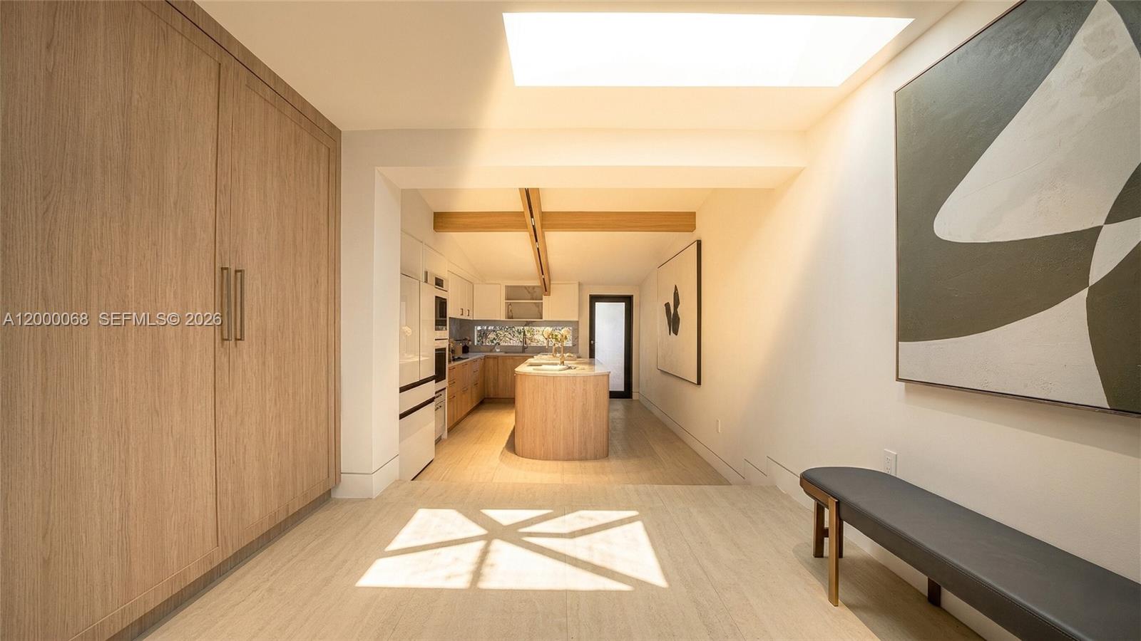 12600 Ixora Road North Miami, FL 33181 - Photo 5 of 21