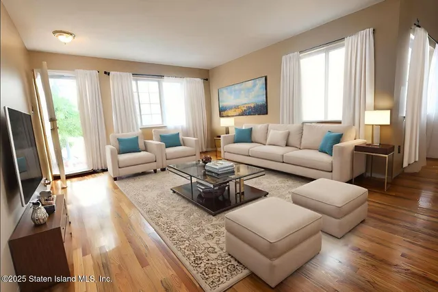 $829,900 | 47 Hemlock Street | Rossville