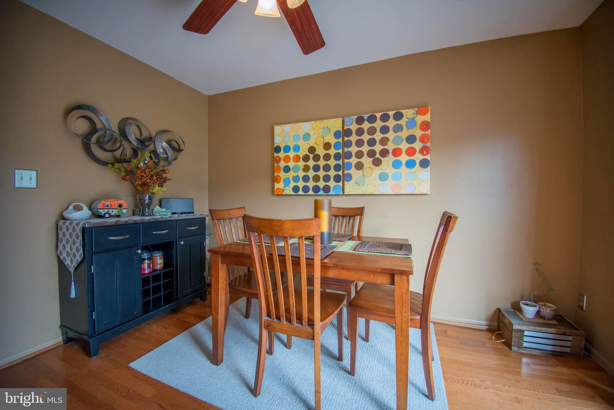 523 Brighton Place Baltimore, MD 21221 - Photo 7 of 30 Dining room