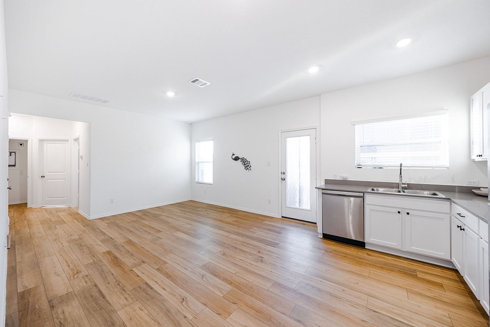 1909 Four Waters Loop Georgetown, TX 78628 - Photo 25 of 35