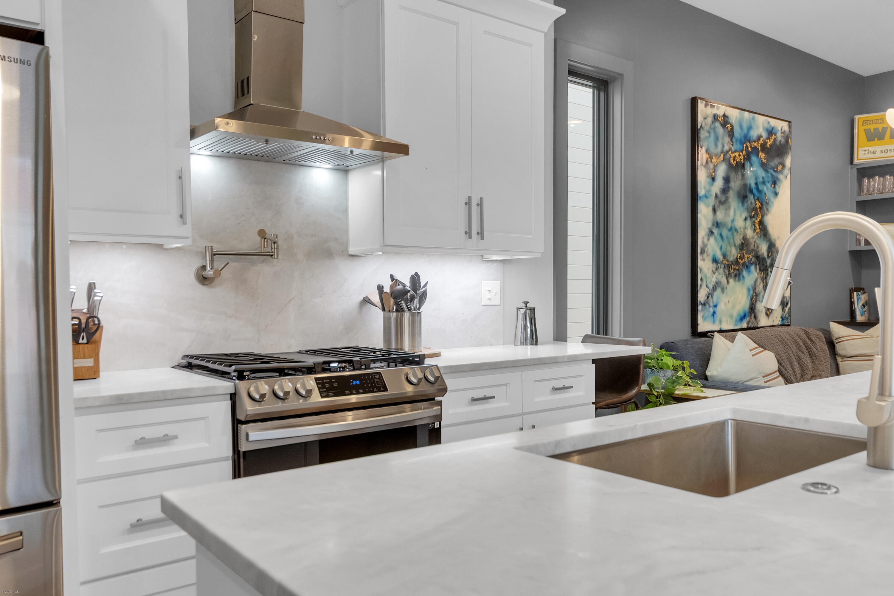 7 Carrere Court Charleston, SC 29403 - Photo 12 of 59 5 Burner Gas Range