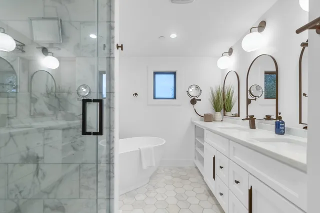 $2,249,000 | 7 Carrere Court, Charleston, SC 29403