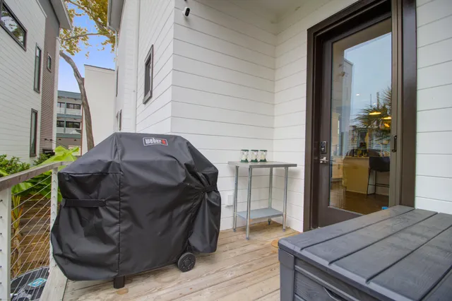 $2,249,000 | 7 Carrere Court, Charleston, SC 29403