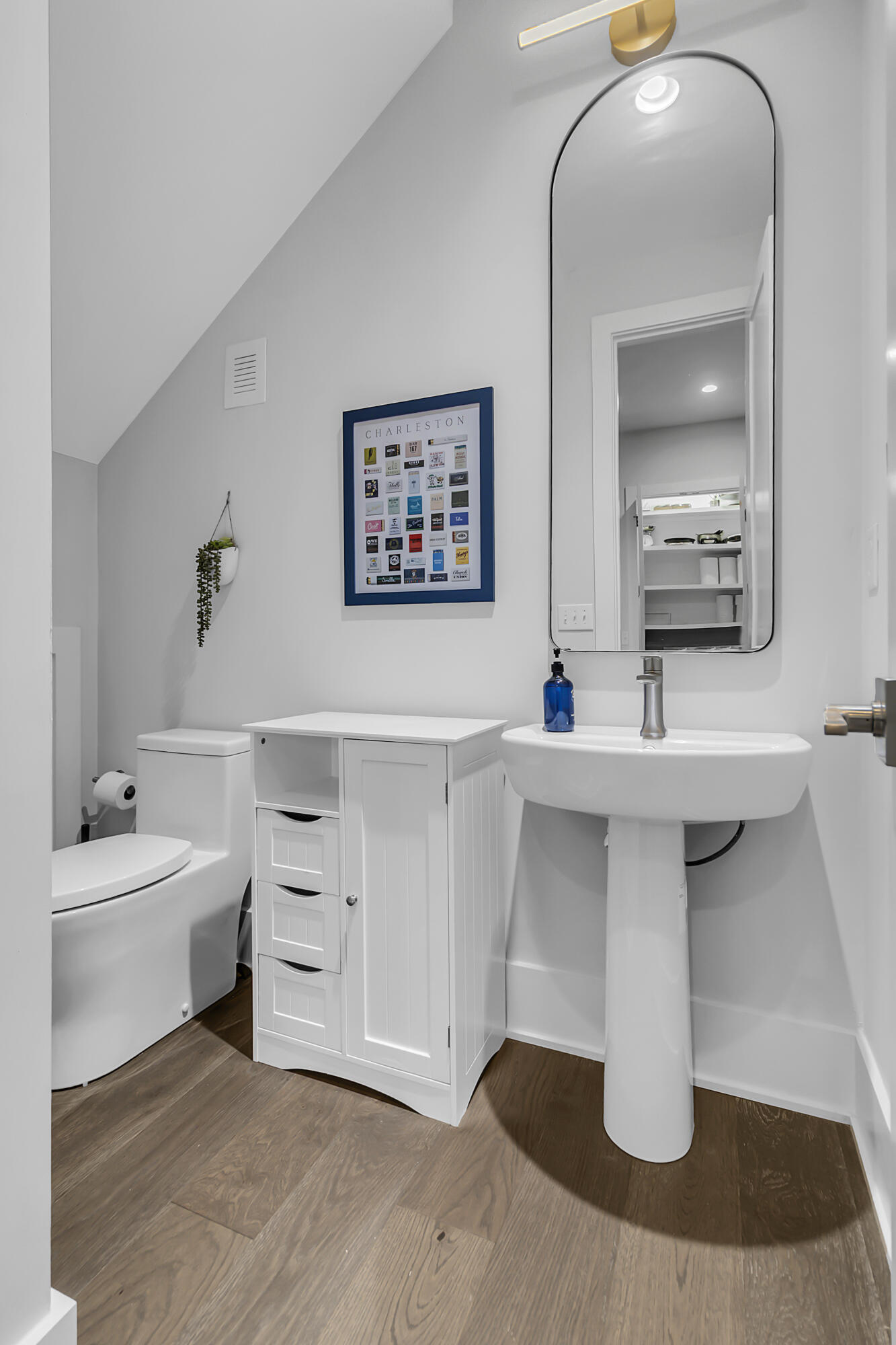 7 Carrere Court Charleston, SC 29403 - Photo 32 of 59 Main floor powder room