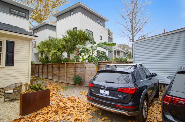 $2,249,000 | 7 Carrere Court, Charleston, SC 29403