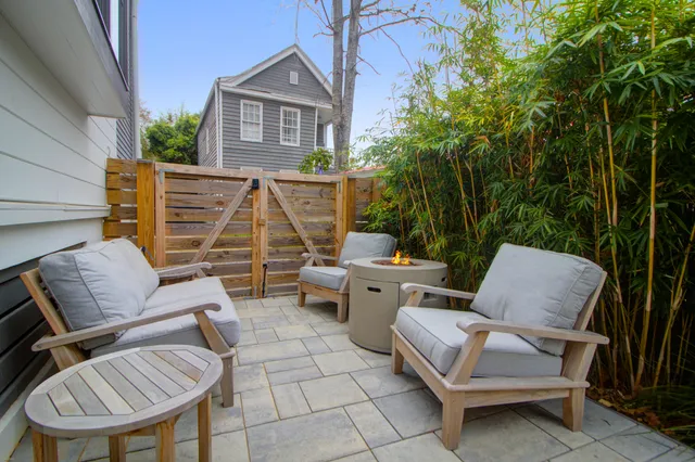 $2,249,000 | 7 Carrere Court, Charleston, SC 29403