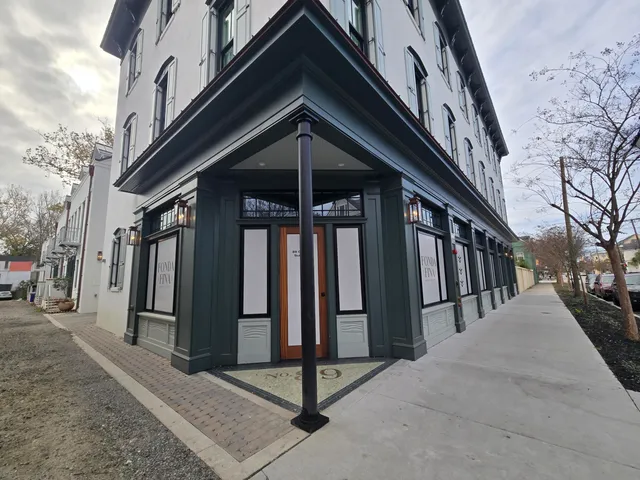 $2,249,000 | 7 Carrere Court, Charleston, SC 29403