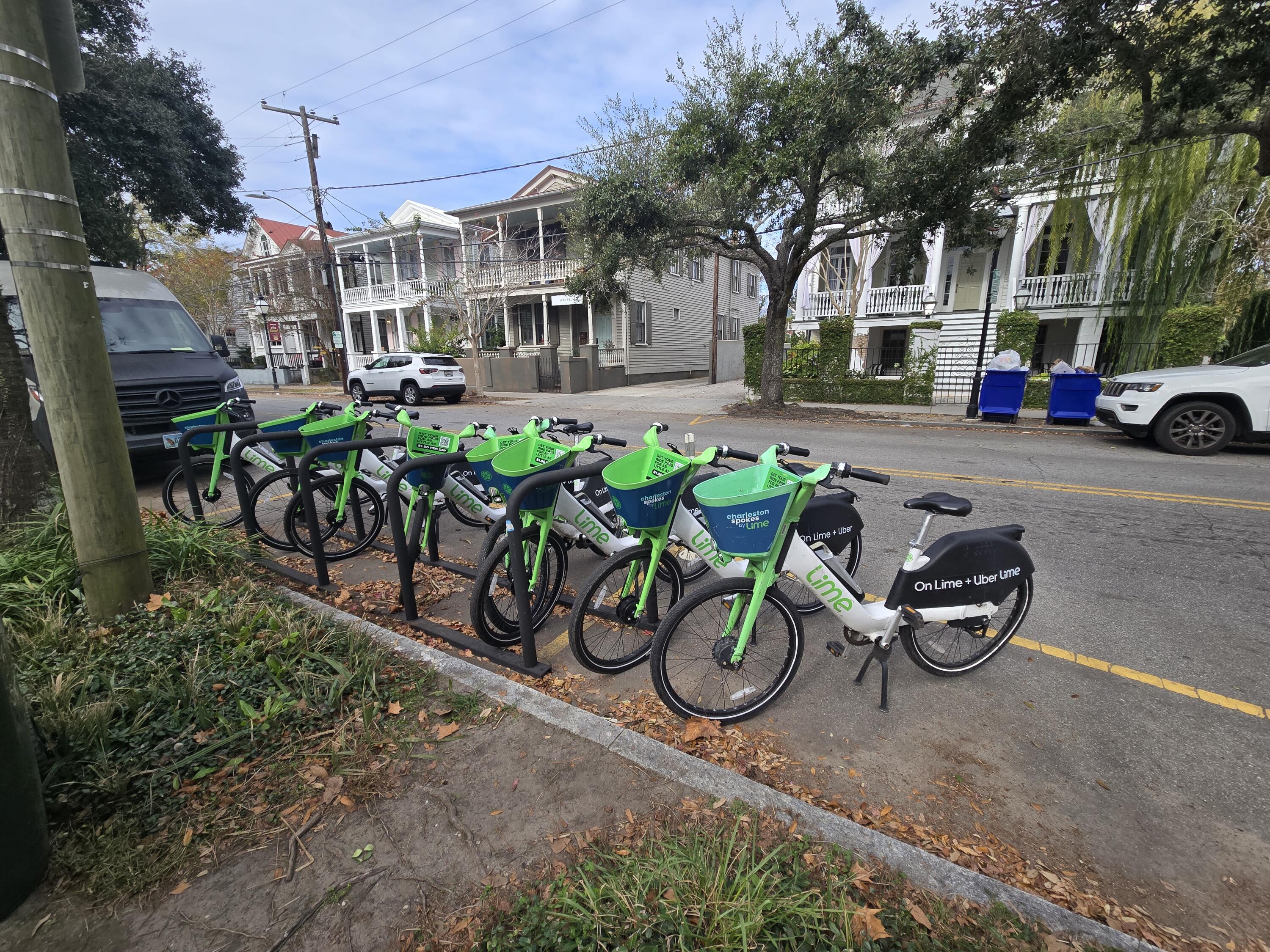 7 Carrere Court Charleston, SC 29403 - Photo 54 of 59 Take a Spin Around the Block