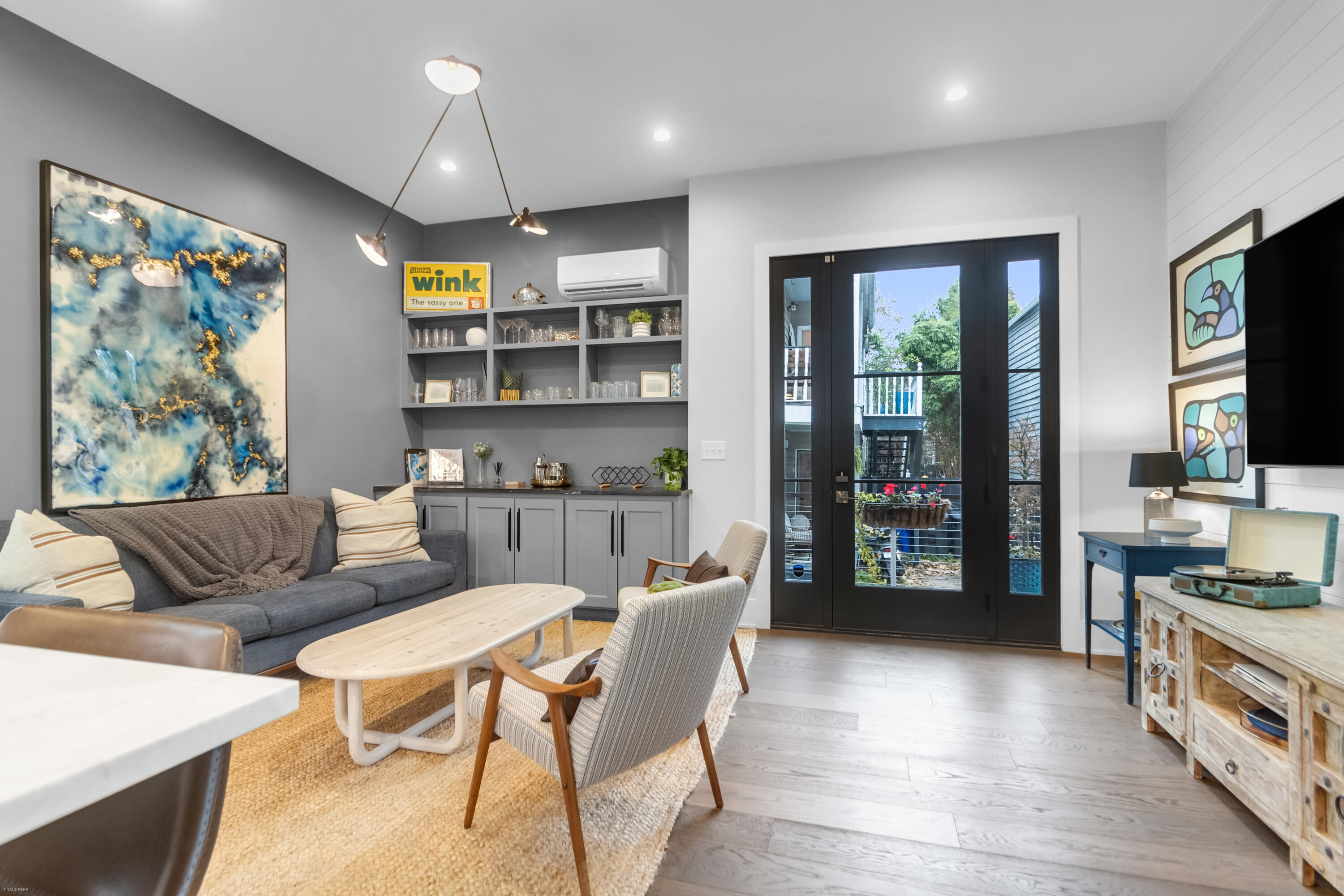 7 Carrere Court Charleston, SC 29403 - Photo 7 of 59 Great Natural Light