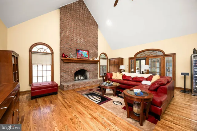 $699,900 | 5541 East Nithsdale Drive, Salisbury, MD 21801