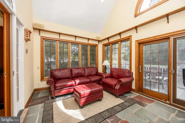 $699,900 | 5541 East Nithsdale Drive, Salisbury, MD 21801