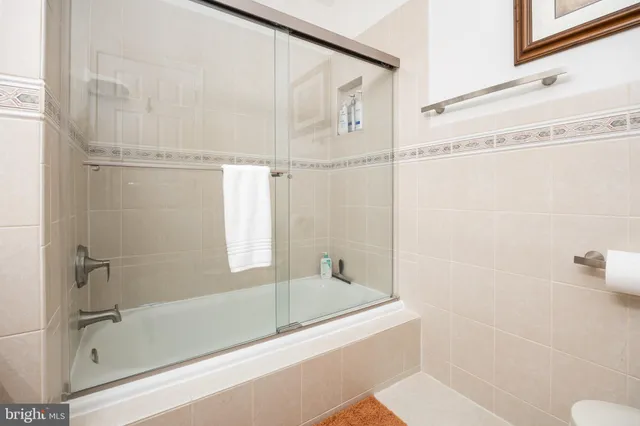 $699,900 | 5541 East Nithsdale Drive, Salisbury, MD 21801