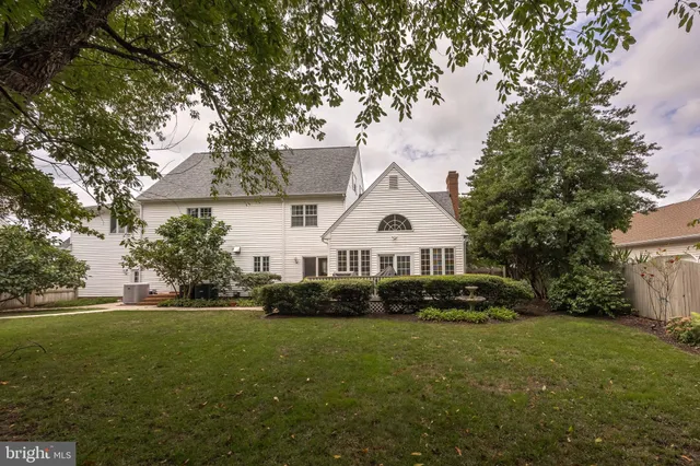 $699,900 | 5541 East Nithsdale Drive, Salisbury, MD 21801