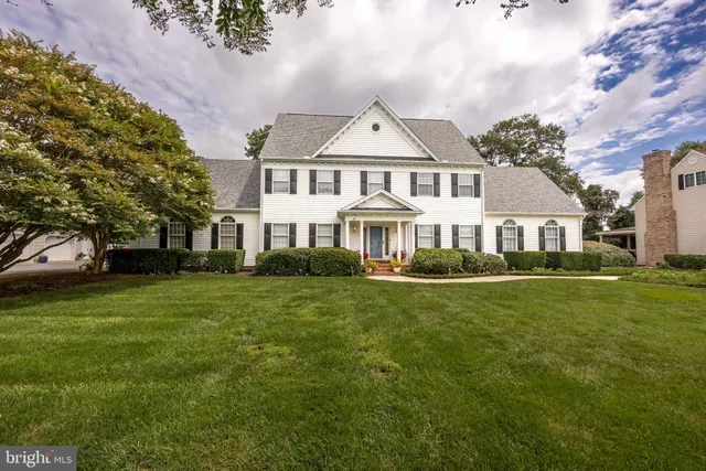 $699,900 | 5541 East Nithsdale Drive, Salisbury, MD 21801